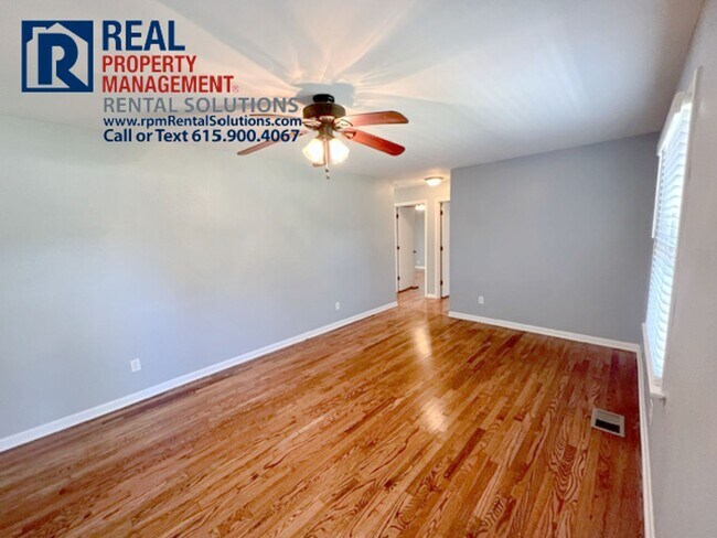 Foto del edificio - Adorable 2BR/1.5BA home in Bellevue! Washe...