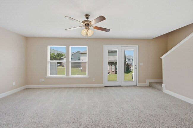 Foto del edificio - 4249 Aurora Cir