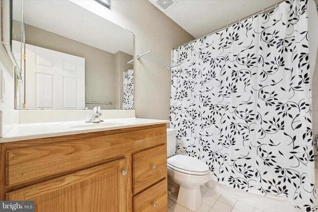 Foto del edificio - 79 Granite Ln