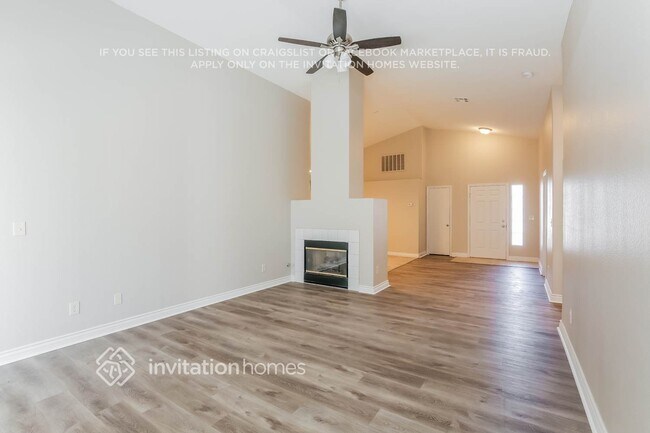 Building Photo - 627 Zalataia Way