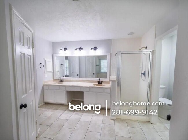 Foto del edificio - 17743 Seven Pines Dr