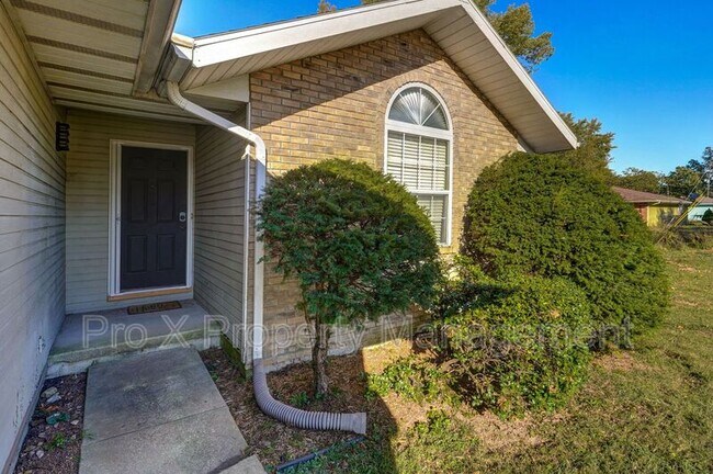 Building Photo - 2231 S Kimbrough Ave