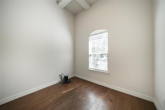 Foto del edificio - 9747 Planters Row Dr