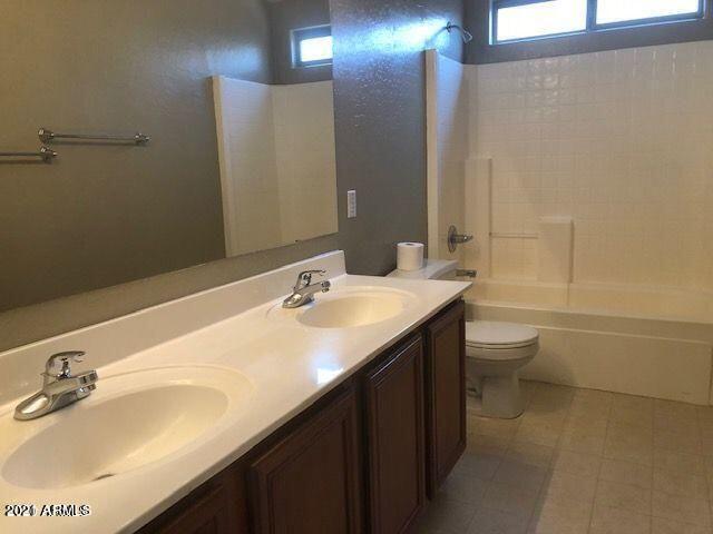Building Photo - 7617 N 51st Dr