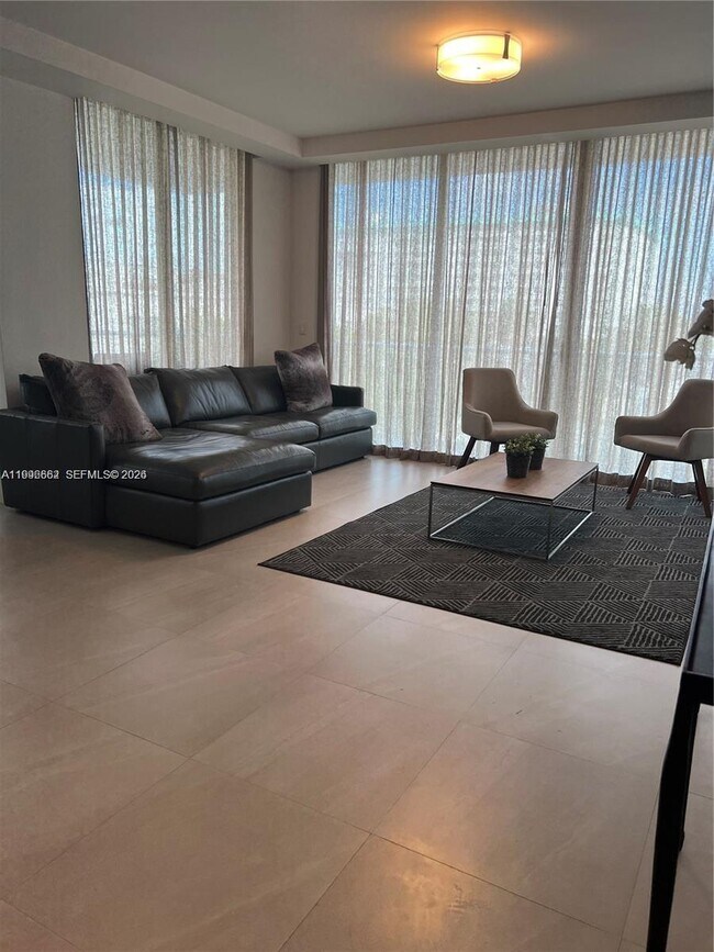 Foto del edificio - 1150 102nd St