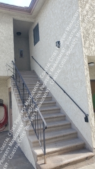 Foto del edificio - 371 Newport Ave