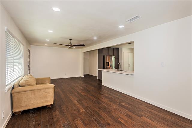 Building Photo - 206 S Dorothy Dr