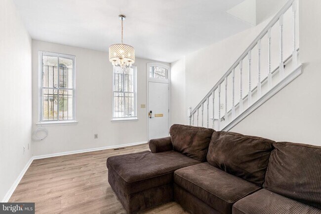 Building Photo - 1738 N Bouvier St