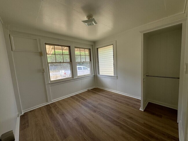 Foto del edificio - Available Now : Newly Renovated 2/1 attach...