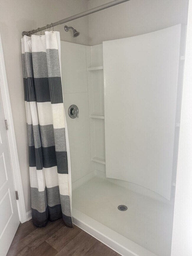 Foto del edificio - Spacious 4-Bedroom Home for Rent in St. Martin, MS!**