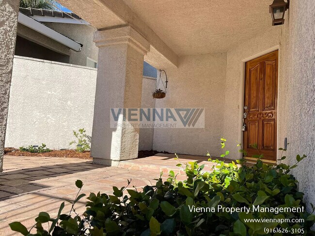 Foto del edificio - 5311 Delta Dr