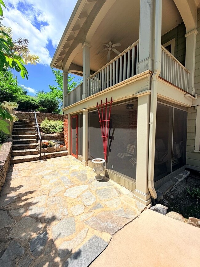 Building Photo - 61 Cumberland Cir