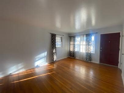 Building Photo - Coming Soon - 3-Bed with Hardwood Floors in heart of Winchester.