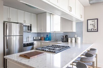 Apex Manayunk photo'