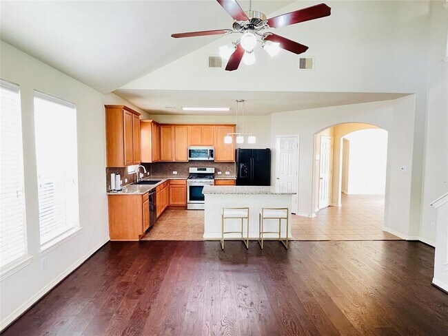 Foto del edificio - 26906 Henson Falls Dr