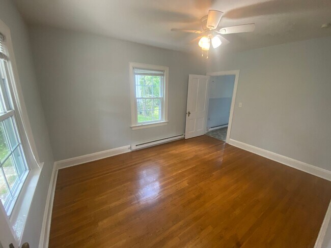 Foto del edificio - Blacksburg, 4 BR / 2 BA, Available for August move in