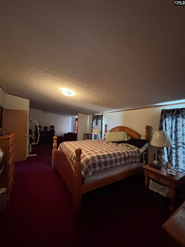 Foto del edificio - 128 Greenview Dr