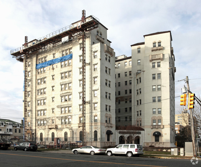 Primary Photo - Santander Condominiums