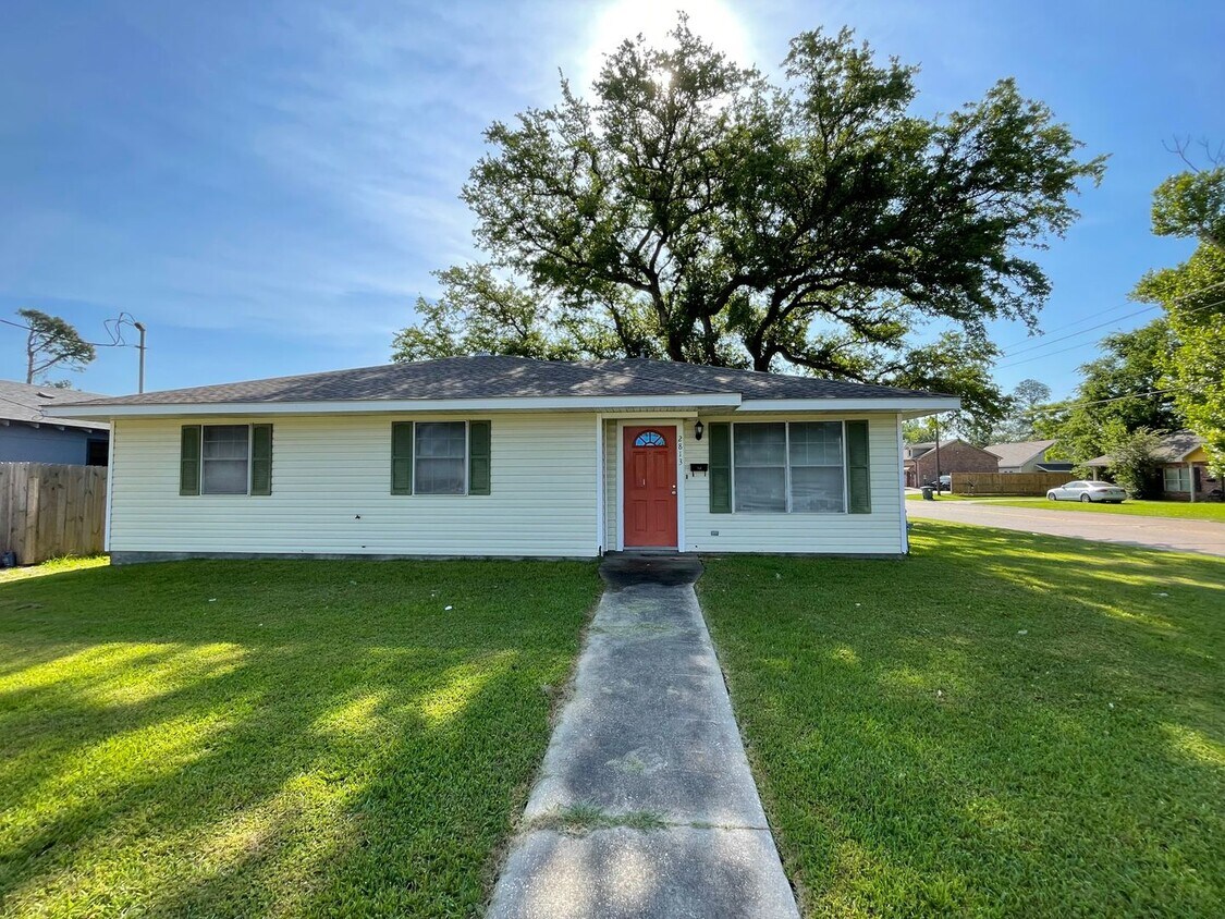 2813 Louisiana Ave, Lake Charles, LA 70601 House Rental in Lake