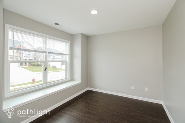 Building Photo - 1055 Allendale