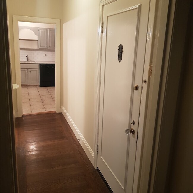 Foto del edificio - 1906 Green St