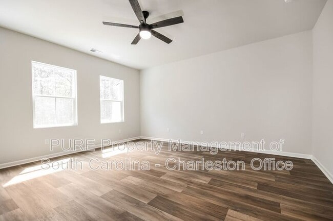 Building Photo - 159 Fern Brg Dr