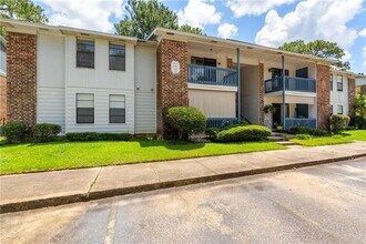 Building Photo - 6040 Grelot Rd