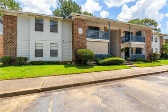 Building Photo - 6040 Grelot Rd