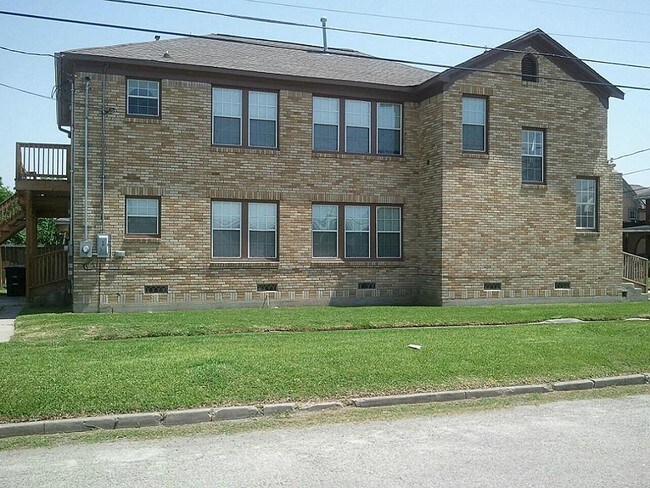 Building Photo - 2103 Berry St