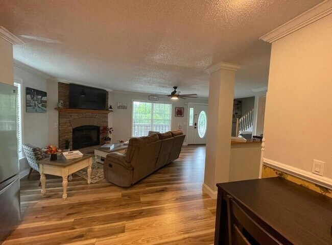 Photo - 40 Baum Weg Townhome