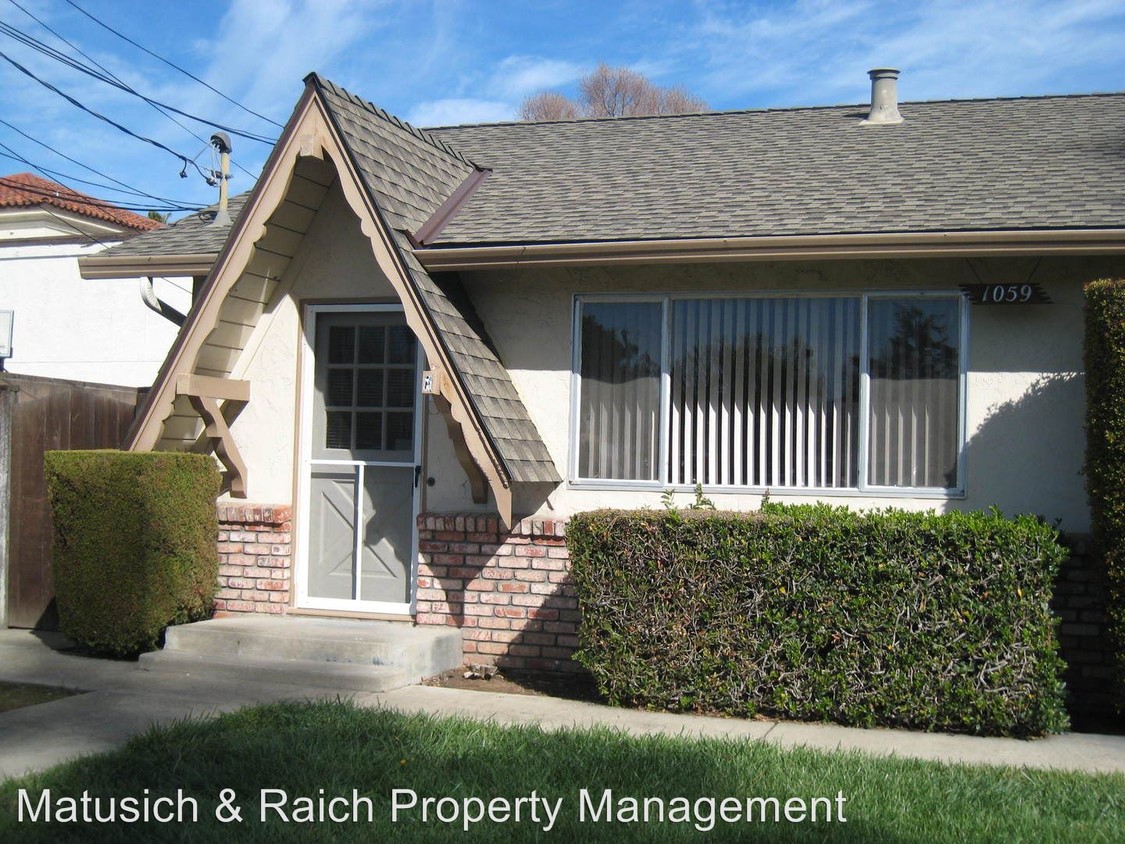 Primary Photo - 1 br, 1 bath Apartment - 1059 Arroyo Seco Dr