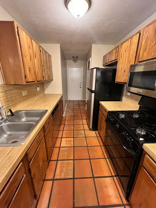 Building Photo - 4402 Limewood Ct