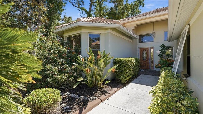 Building Photo - 8009 Hampton Ct