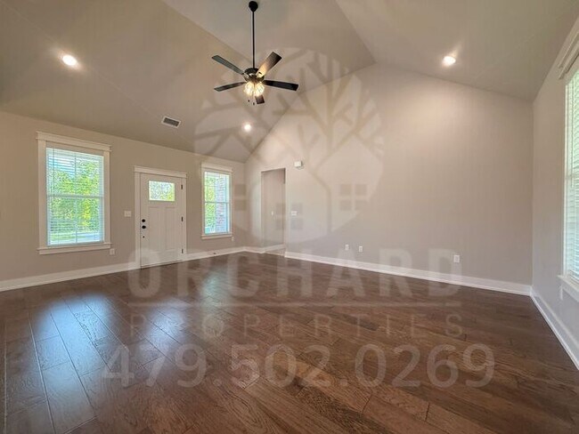 Foto del edificio - Bella Vista Single-Family Home- 3 Bed/ 2 Bath- Well-Designed Fernley Plan