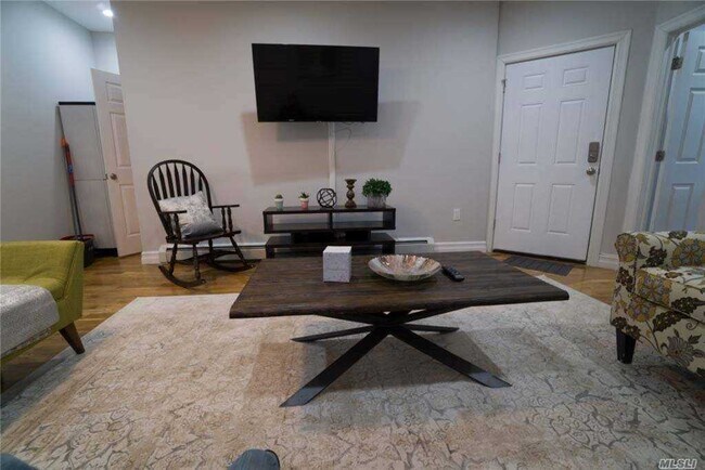 Foto del edificio - 718 E 134th St