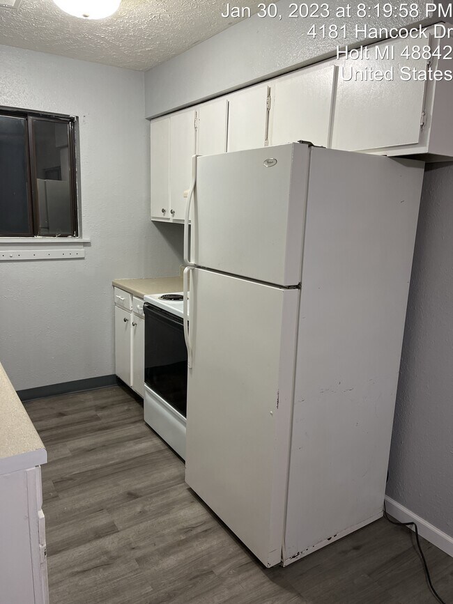 Foto del edificio - 4181 Hancock Dr