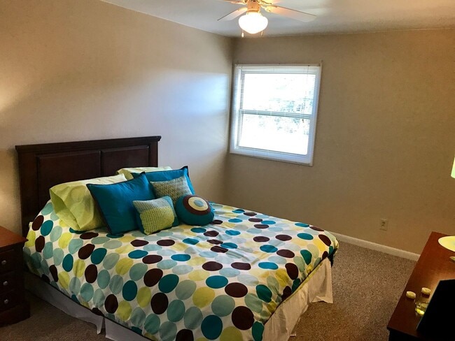 Foto del edificio - Cherokee Ridge Apartments