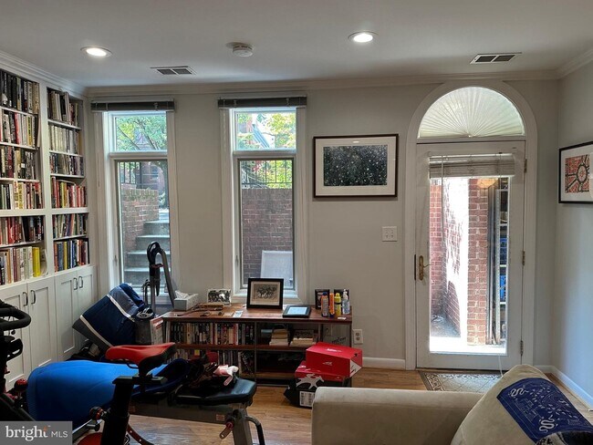 Foto del edificio - 1313 Vermont Ave NW
