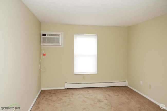 Bedroom - Williamsburg of Lebanon Apartments