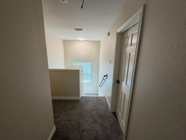 Building Photo - 17923 Hollow Hill Ln