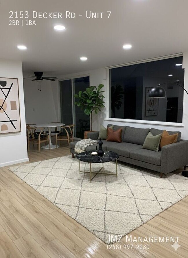 Foto del edificio - 2153 Decker Rd