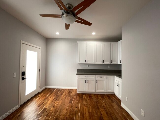 Foto del edificio - 38197 Padaro St