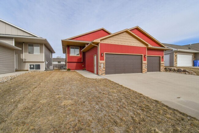 Foto del edificio - 5 Bedroom 3 Bathroom Single Family Home North Sioux Falls!