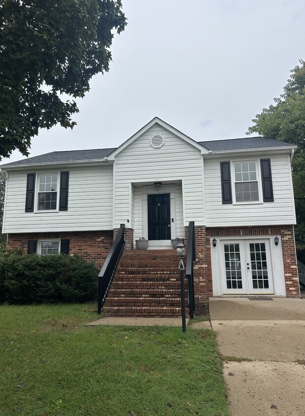 Foto principal - 10517 Bent Tree Dr