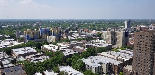 Foto del edificio - 5445 N Sheridan Rd