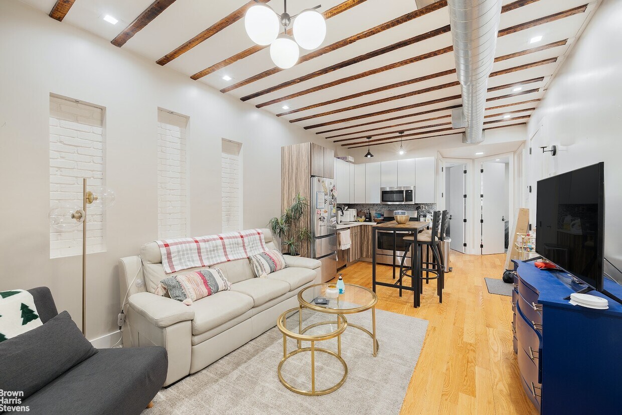 1127 Halsey St Unit 2, Brooklyn, NY 11207 Room for Rent in Brooklyn, NY