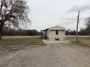 Building Photo - 17822 S Bryant Rd