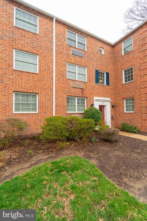 Building Photo - 1718 W Abingdon Dr