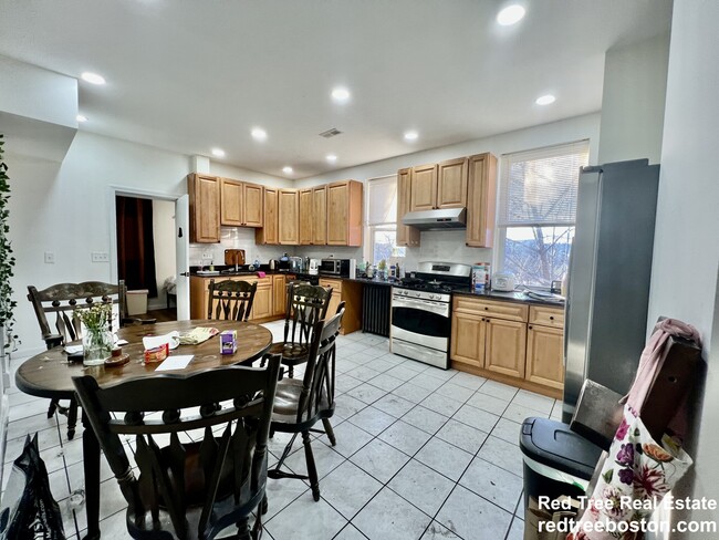 Photo - 16 Copenger St Apartment