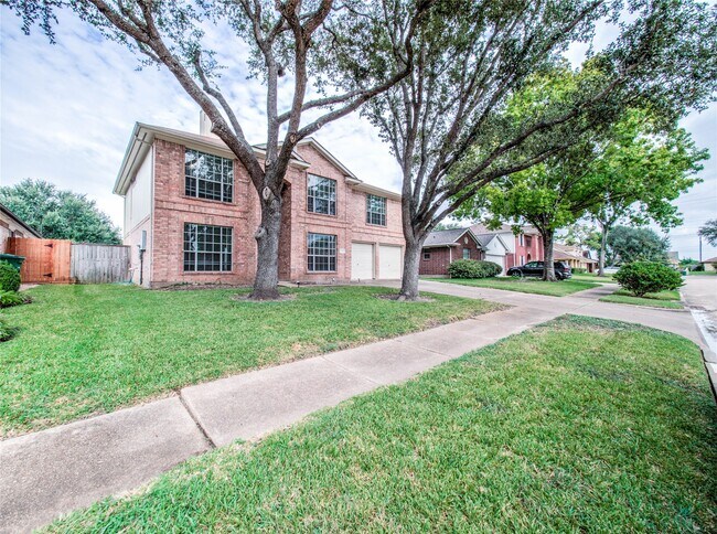Building Photo - 13618 Woodspire Dr